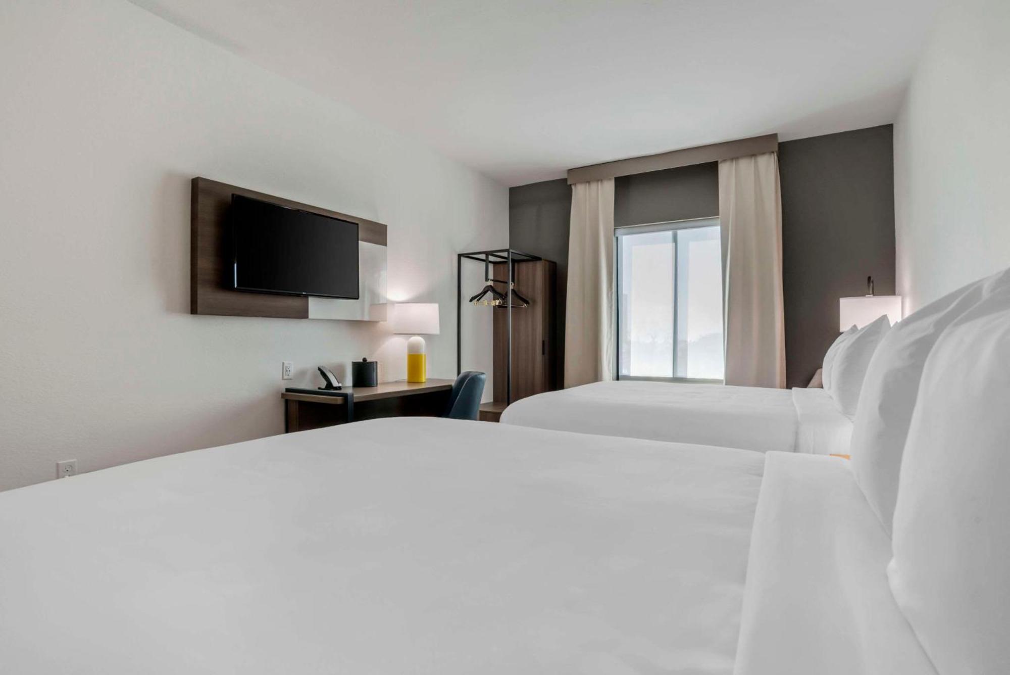 Comfort Inn & Suites Panama City Beach - Pier Park Area Esterno foto