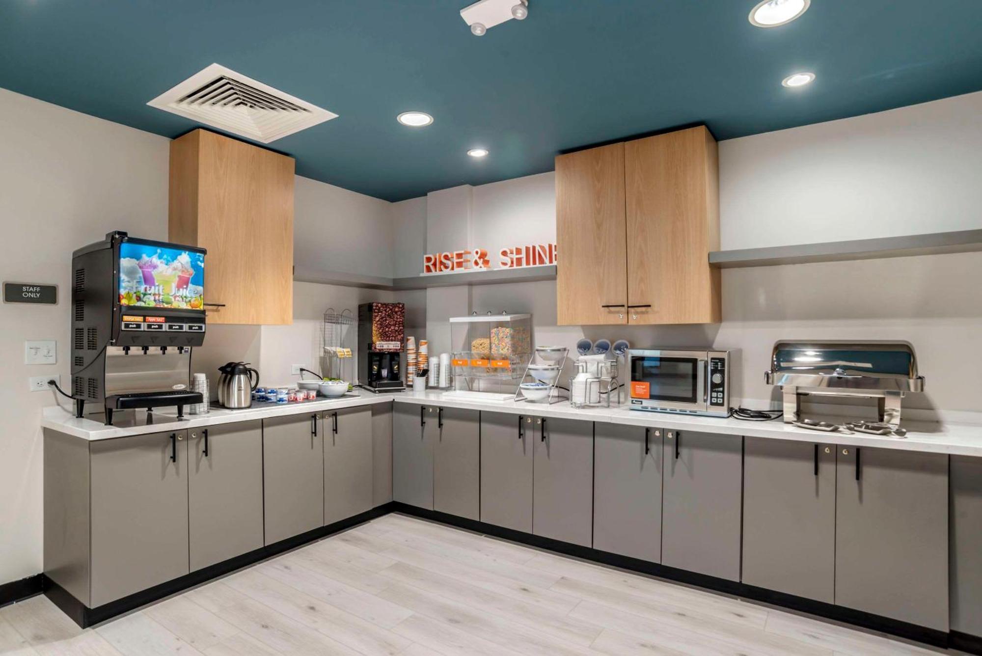 Comfort Inn & Suites Panama City Beach - Pier Park Area Esterno foto