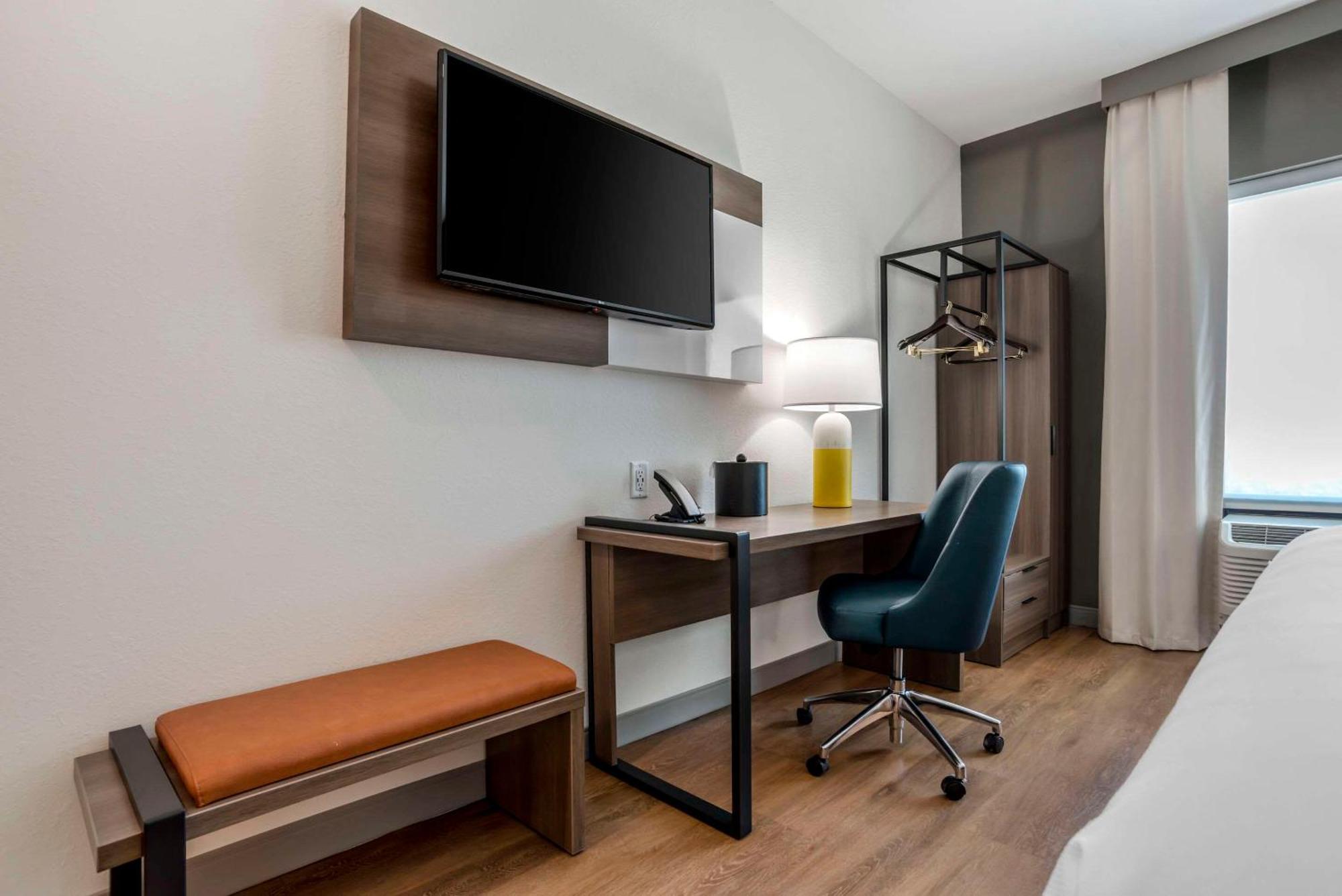 Comfort Inn & Suites Panama City Beach - Pier Park Area Esterno foto